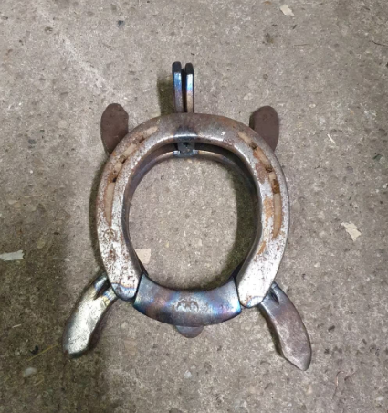 Schildkröte aus getragenen Hufeisen – Bild 3