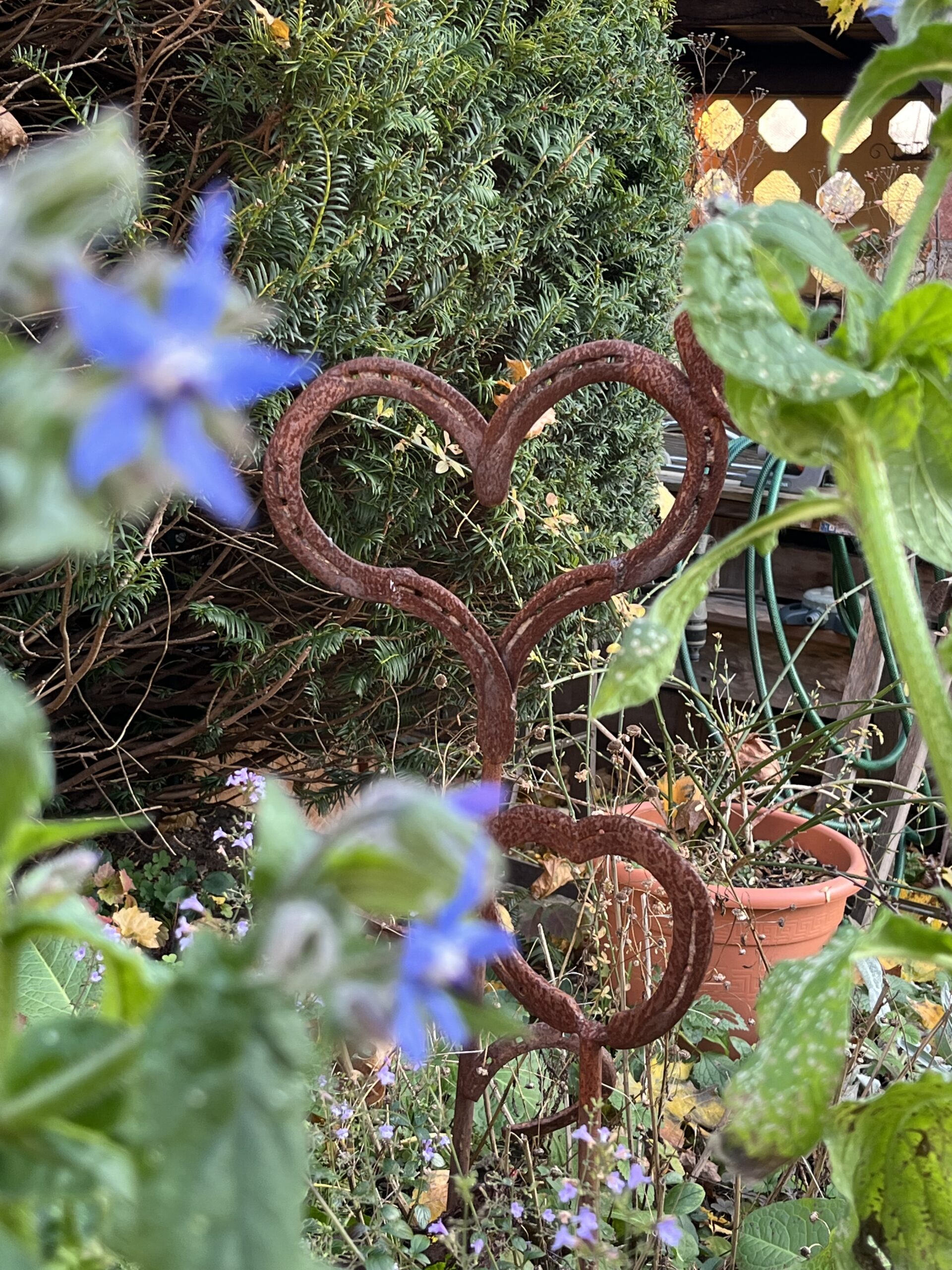 Glücksbringer, Herz aus getragenen Hufeisen... – Bild 5